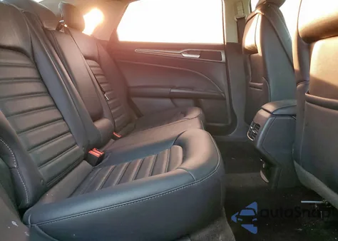 2018 Ford Fusion Se Hybrid z USA, uszkodzony, nr VIN 3FA6P0LU7JR172053